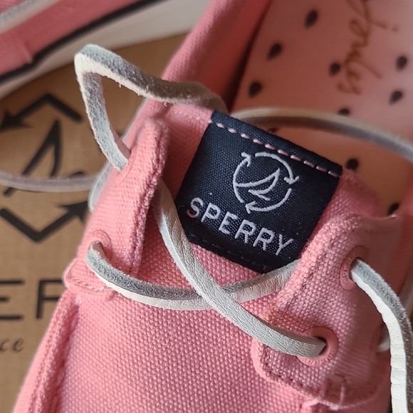Sperry Pink Sneakers with Canvas Material and Rubber Sole - Picture 2 of 6